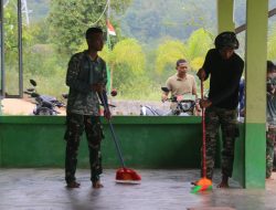 Program Unggulan Kasad Hidup di Tengah Warga, Satgas TMMD 130 Gotong Royong Bersihkan Masjid