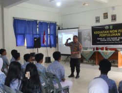 Aiptu Indra dan Bripka Chintya Bekali Pelajar SMA 16 Mangsang dengan Pemahaman Hukum