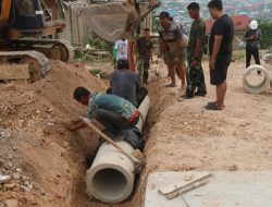 Semangat Satgas TMMD ke-130 Tak Surut, Pemasangan Gorong-Gorong Terus Dikebut di Mangsang Maju