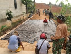 Berpacu dengan Waktu, Satgas TMMD 130 Kebut Wiremesh Demi Kejar Pengecoran Jalan